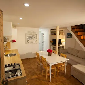 Barbarossa House With Parking Cres