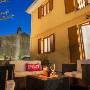 Madlen Apartment